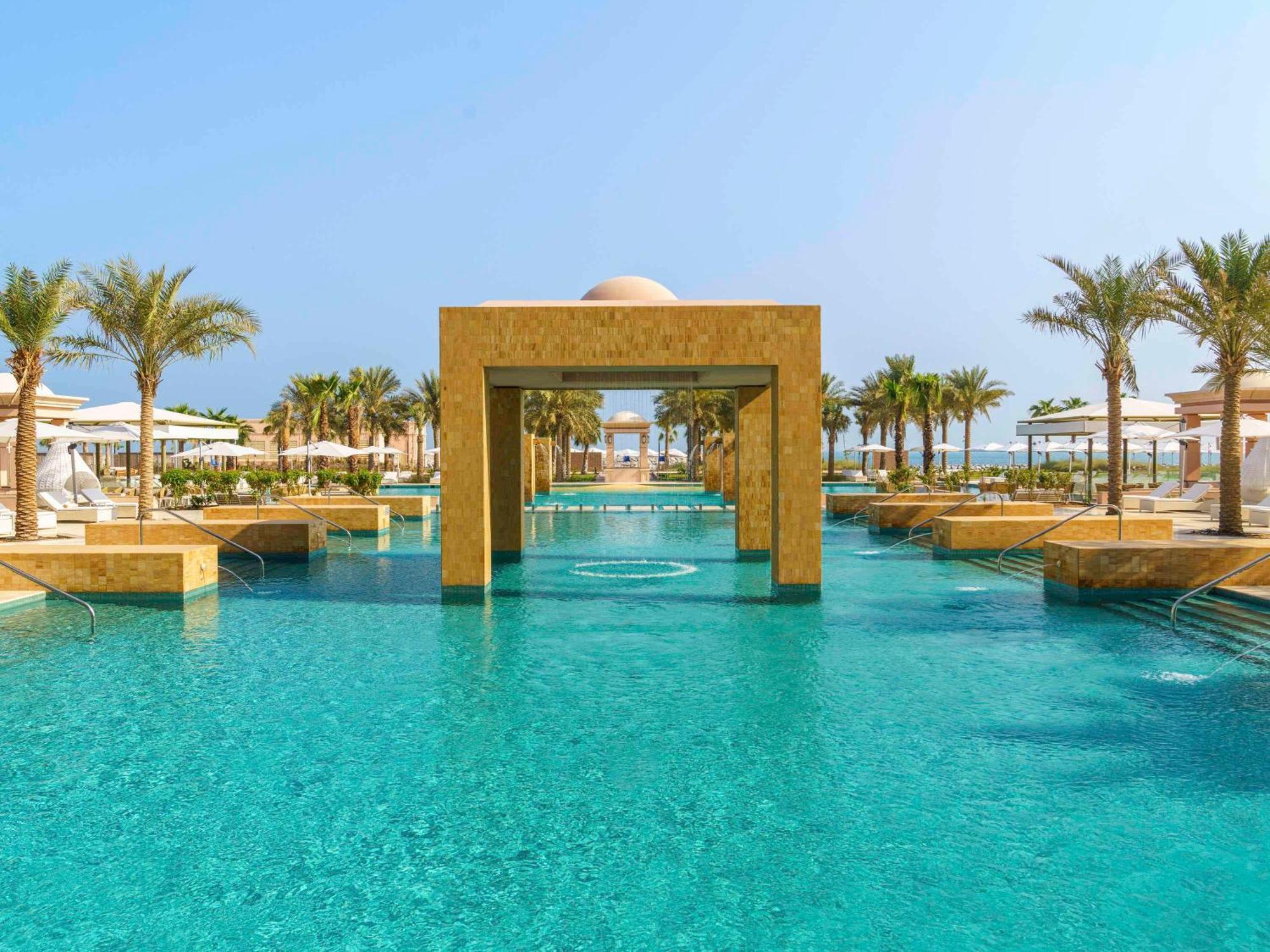 Rixos Marina Abu Dhabi Hotel Buitenkant foto